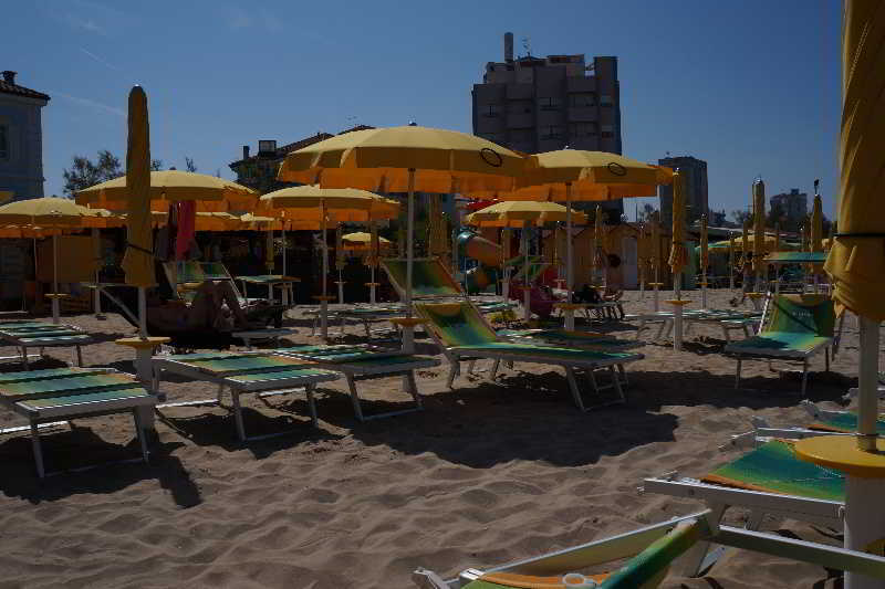 פסארו Hotel Bristol מראה חיצוני תמונה