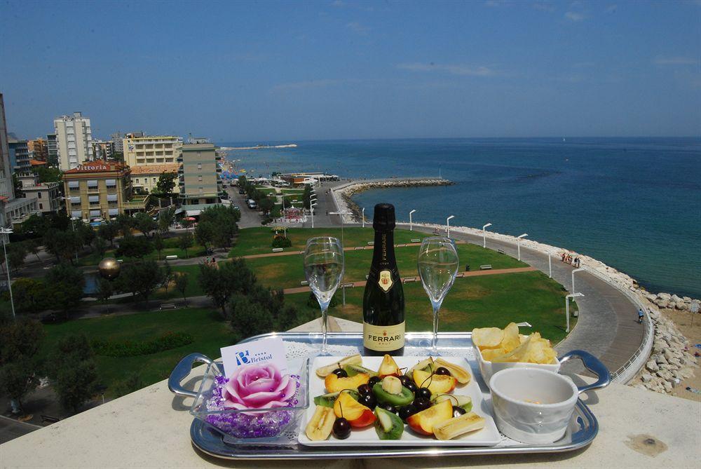 פסארו Hotel Bristol מראה חיצוני תמונה