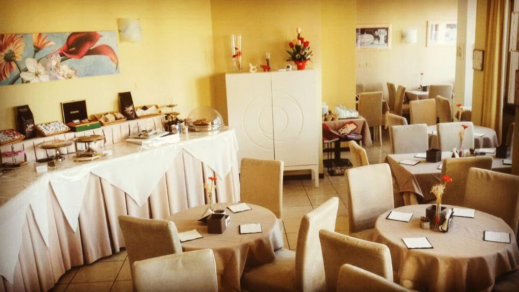 פסארו Hotel Bristol מראה חיצוני תמונה